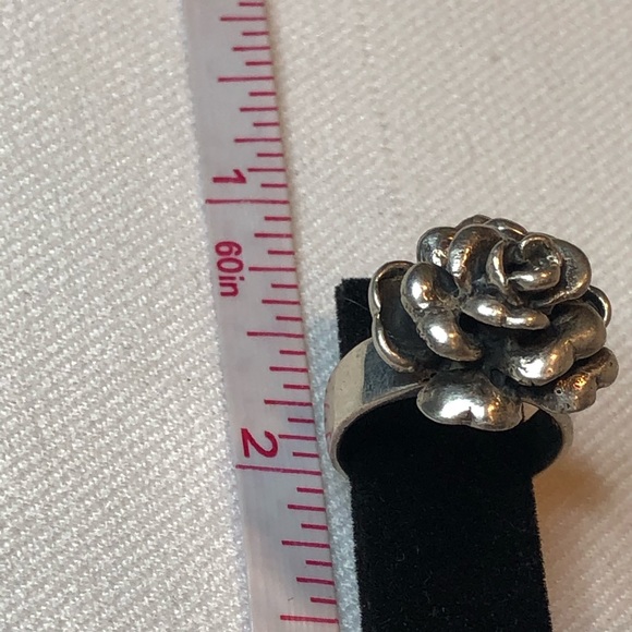 ROSE STERLING SILVER RING  .925 STAMPED ROSE IS 3/4” DIMENSIONAL AROUND SIZE 6 - Picture 2 of 14